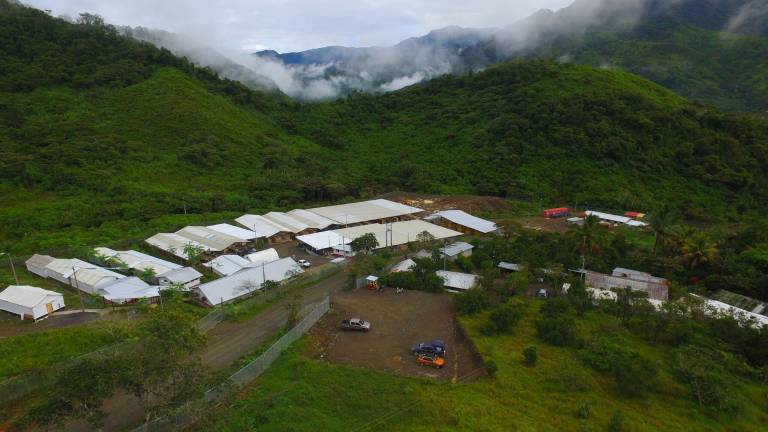 Ecuador halla minas más grandes de oro, cobre y plata