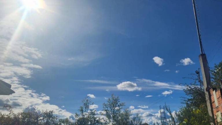 Radiación extrema y lluvias nocturnas: el pronóstico del Inamhi para este 13 de mayo