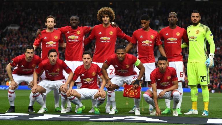Valencia, tercer jugador con más tiempo en el Manchester