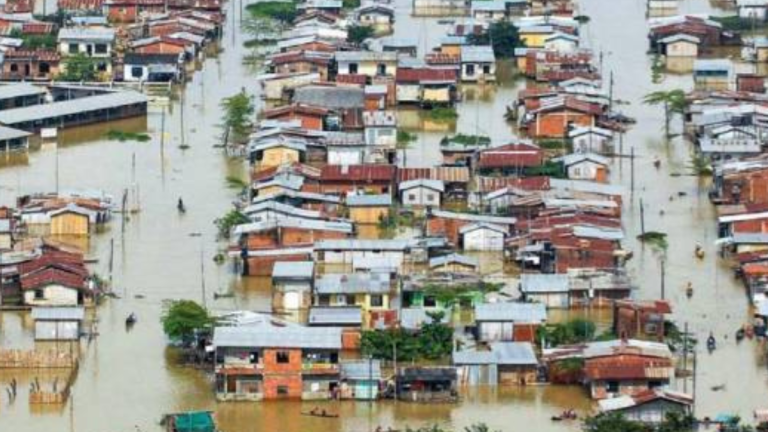 Microvistazo: Crédito para Ecuador por 500 millones para fenómeno de El Niño e inversión social es aprobado por el BID