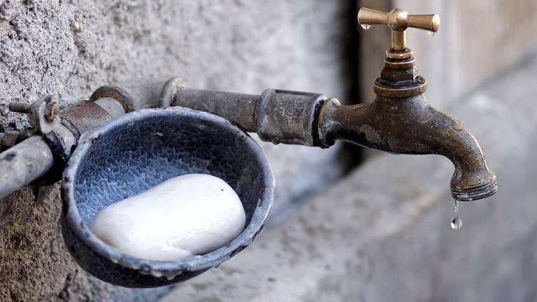 Cortes de agua en sectores de Guayaquil, Samborondón y Daule debido al apagón de luz nacional