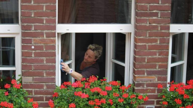 El aire que respiramos en casa está "más contaminado" que el de la calle