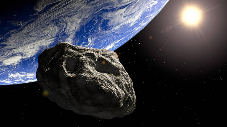 Asteroides del tamaño de la Pirámide de Guiza pasarán cerca de la tierra