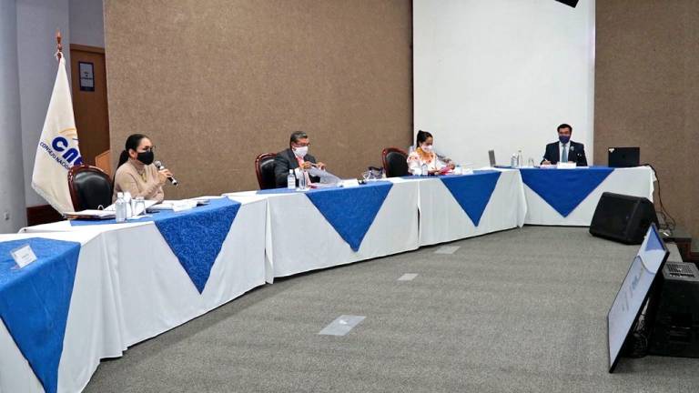 CNE elimina a cuatro partidos políticos, entre ellos uno correísta, por irregularidades en su inscripción
