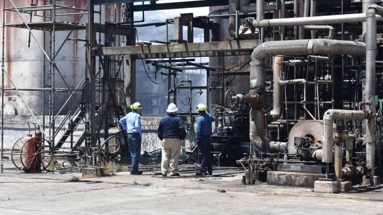 $!La refinería fue declarada en emergencia tras el incendio, ocurrido el pasado 27 de mayo.