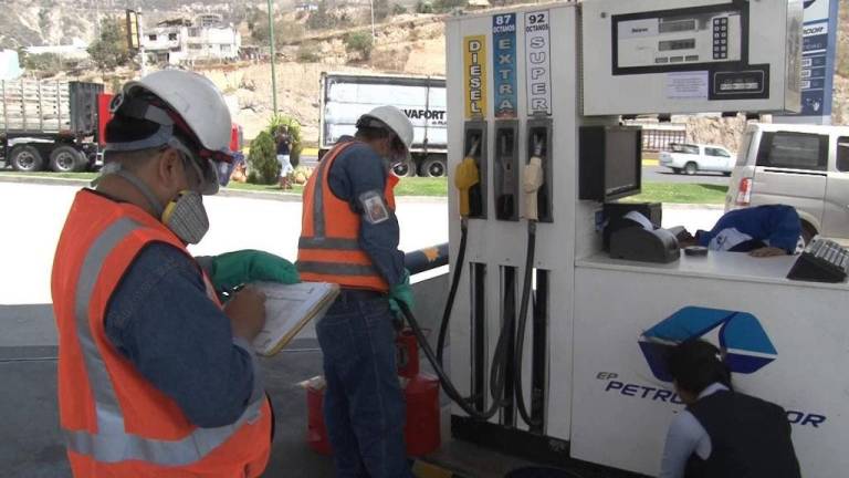 Ecuador comprará crudo liviano para mejores resultados