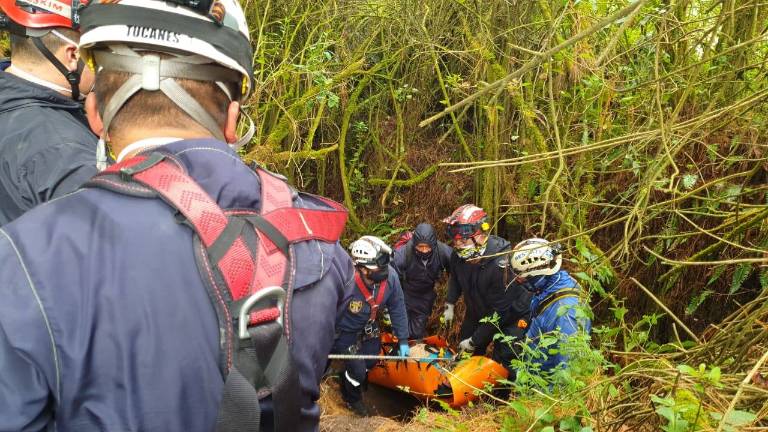 Mujer muere cruzando un paso ilegal entre Ecuador y Colombia