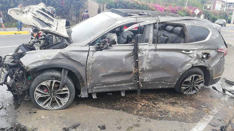 VÍDEO: Auto en el que iba Marco Angulo, futbolista de Independiente del Valle, se accidenta en Vía a la Costa, Guayaquil
