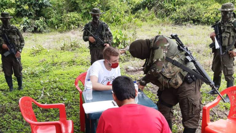 Cruz Roja recibe a un civil que estaba secuestrado por disidencias de las FARC