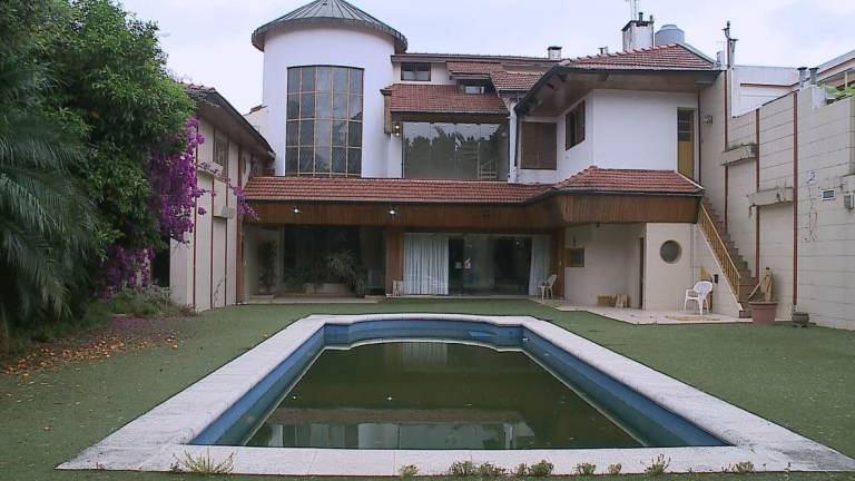 Termina subasta de bienes de Maradona: ¿qué pasó con la casa de Villa Devoto y autos BMW?