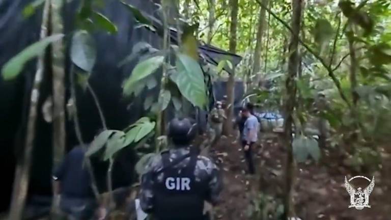 Policía de Ecuador desmantela laboratorio de procesamiento de droga; hay 12 detenidos