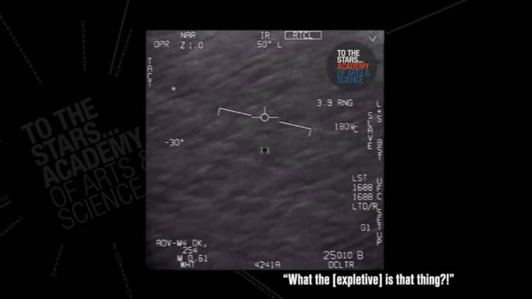 VIDEO: El Pentágono desclasifica 3 avistamientos de OVNIS