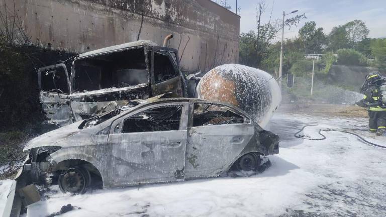 $!Trágico accidente de tránsito deja tres muertos.