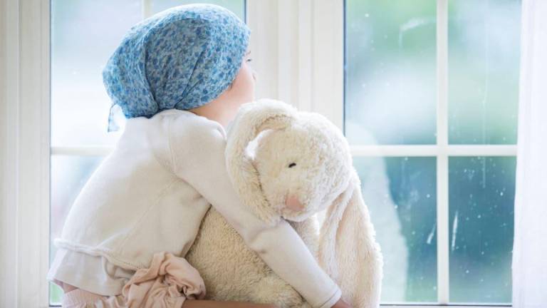 Diagnostican con cáncer de mama a niña chilena de siete años: “Es un caso único”