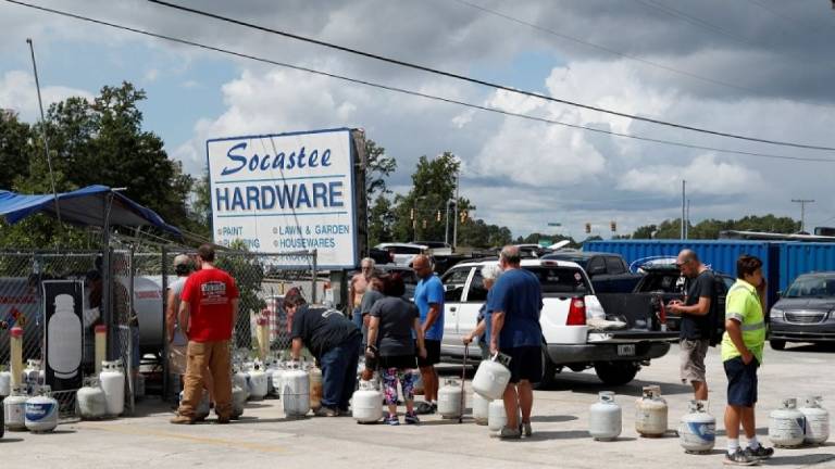 Ordenan evacuar más de un millón de personas en EE.UU.