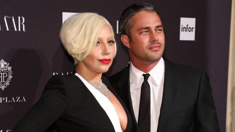 Lady Gaga se compromete con el actor Taylor Kinney