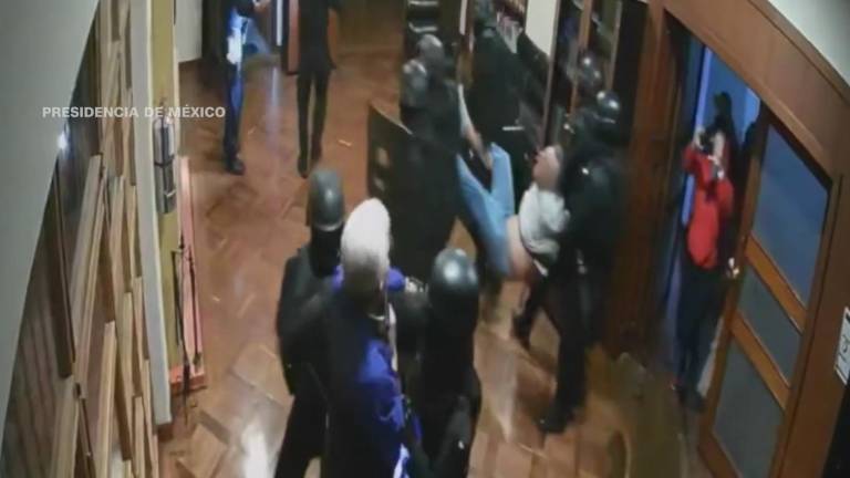 Microvistazo | México revela imágenes de la irrupción armada en la Embajada