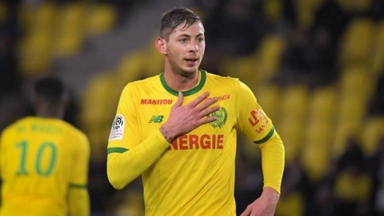 El piloto del avión en el que murió Sala no podía volar de noche