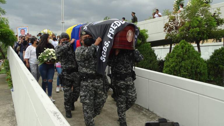 Grupos de derechos humanos aseguran que policía Santiago Olmedo cometió ejecución extrajudicial