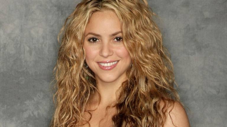 A los 40, Shakira luce sus piernas en Instagram