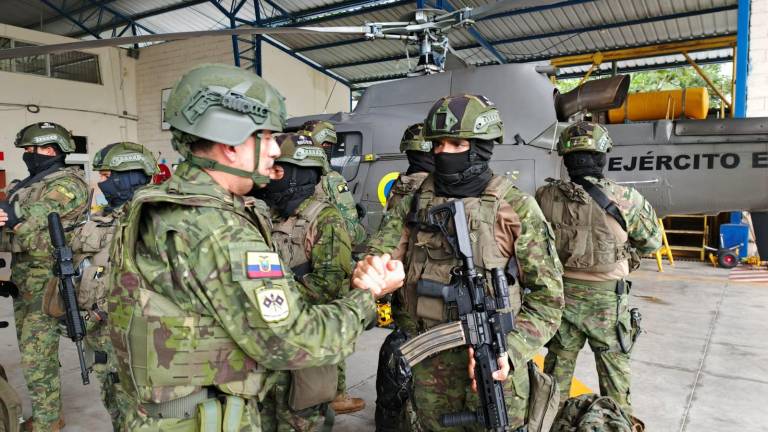 Militares se despliegan en Alto Punino para enfrentar a los 'Comandos de la Frontera', tras la emboscada mortal