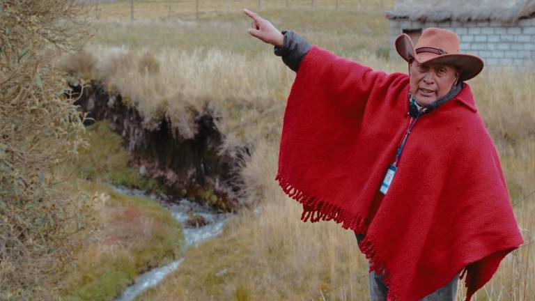 $!Manuel Gualancañay, guía comunitario del Centro de Servicios Turísticos Casa Cóndor, de la comunidad Pulingui San Pablo, en las faldas del Volcán Chimborazo.