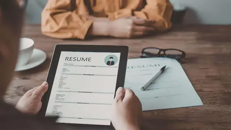 $!Empresas buscan personal en Ecuador.