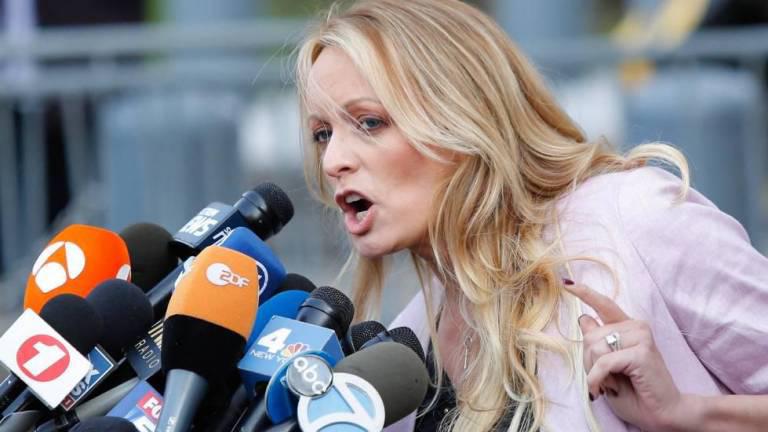 $!La actriz de cine para adultos, Stormy Daniels, inició una batalla legal y mediática contra Donald Trump, le valió al exmandatario una acusación penal sin precedentes en la historia de Estados Unidos.