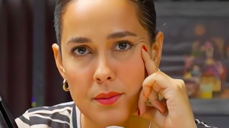 $!Alondra Santiago: ¿Por qué abandonó Ecuador antes de que se cumpliera el plazo para la deportación?