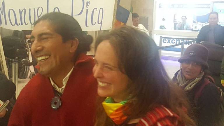 Manuela Picq regresa a Ecuador tras 2 años de ser deportada