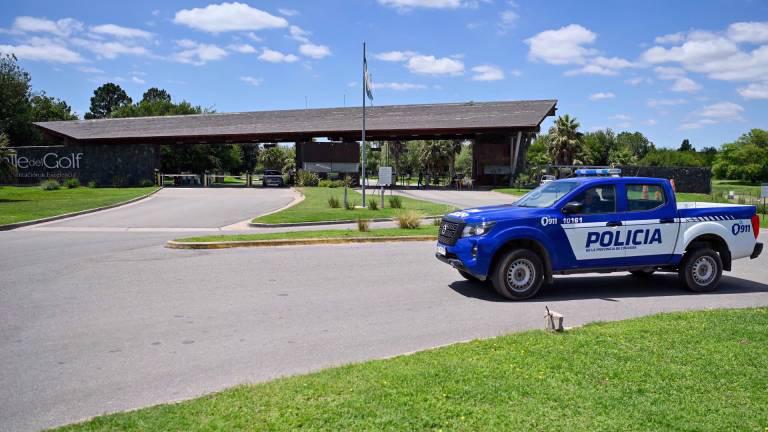 Clausuran casa en la que se hospedó la familia de alias 'Fito' en Argentina: tenía un fuerte olor a podrido