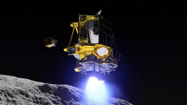 $!Una imagen sin fecha proporcionada por la Agencia de Exploración Aeroespacial de Japón (JAXA) el 20 de enero de 2024 muestra una ilustración artística del aterrizaje en la Luna del SLIM (Smart Lander for Investigating Moon) y el despliegue del Vehículo de Excursión Lunar (LEV).
