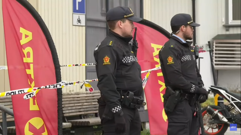 Terrorista armado con arco y flechas causa muertos y heridos en Noruega