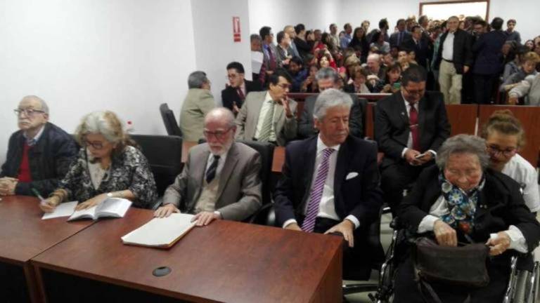 $!Los integrantes de la Comisión Nacional Anticorrupción fueron sentenciados por calumnia, luego de una demanda del entonces contralor general del Estado, Carlos Pólit. Debido a la presión social, Pólit pidió la extinción del juicio penal.