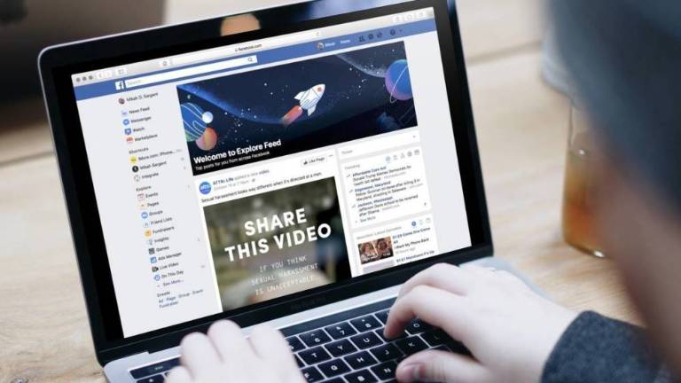 En Facebook, ahora la familia y los amigos pasarán primero