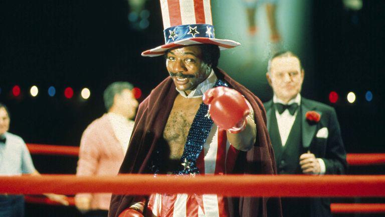 $!Carl Weathers interpretando a Apollo Reed.
