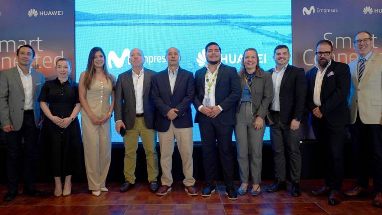 $!Ejecutivos de Movistar Empresas y Grupo Fajardo.