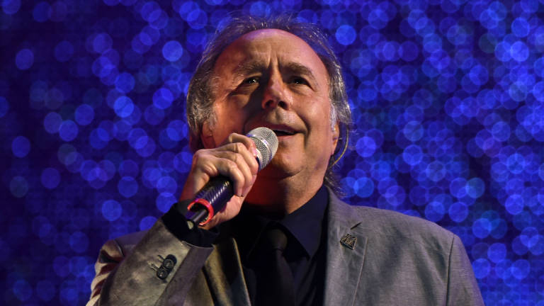 Joan Manuel Serrat cancela concierto en Quito