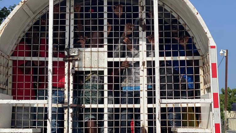 República Dominicana deporta en masa a miles de haitianos en la frontera con su país vecino