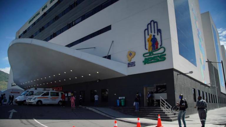 ¿Qué cambios propone Daniel Noboa para las prestaciones de salud del IESS?