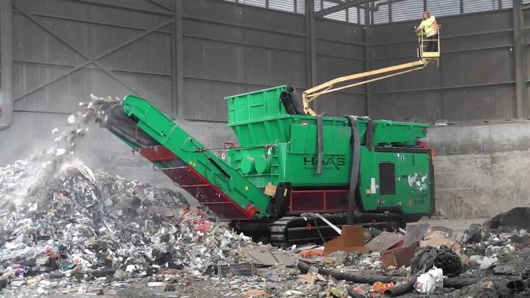 Residuos industriales de la Refinería de Esmeraldas serán exportados a Europa