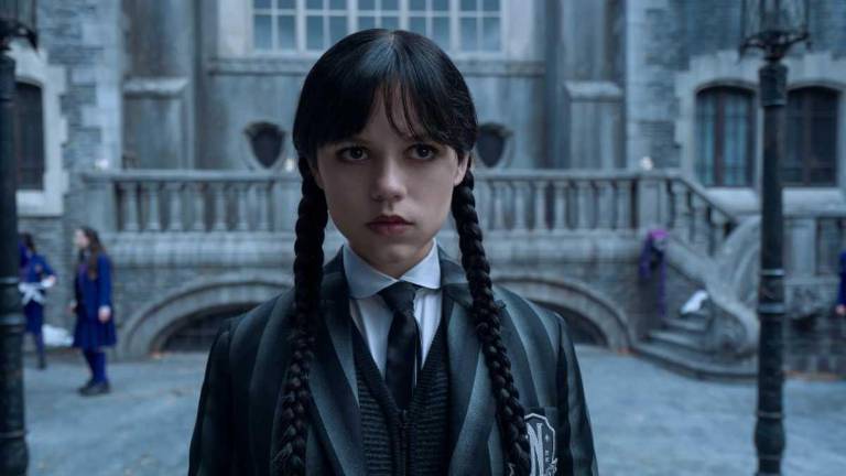 $!Jenna Ortega regresa como Merlina Addams, junto a Catherine Zeta-Jones y Luis Guzmán.