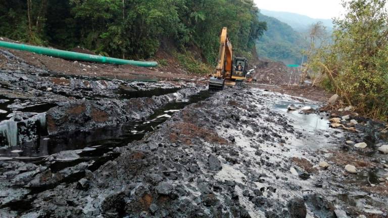 Advierten contaminación petrolera en río amazónico tras rotura de oleoducto