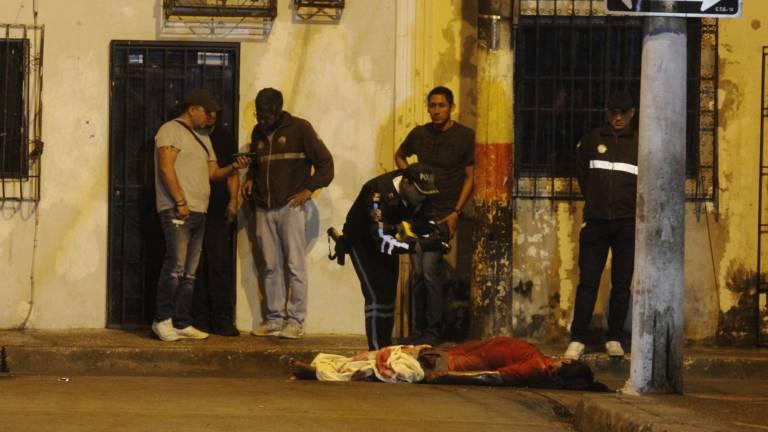 $!Ataque armado en el Guasmo Sur, en Guayaquil, dejó 8 muertos y más de 10 heridos.