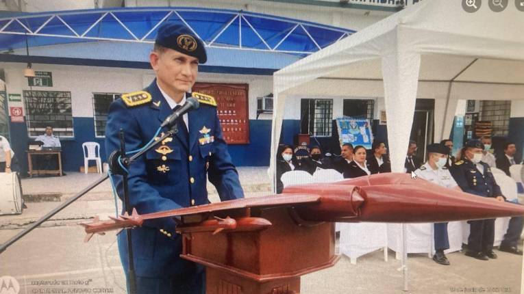 Porfirio Cedeño, oriundo de Tosagua, provincia de Manabí, cumplía funciones en el Grupo de Operaciones Especiales de la Fuerza Aérea.