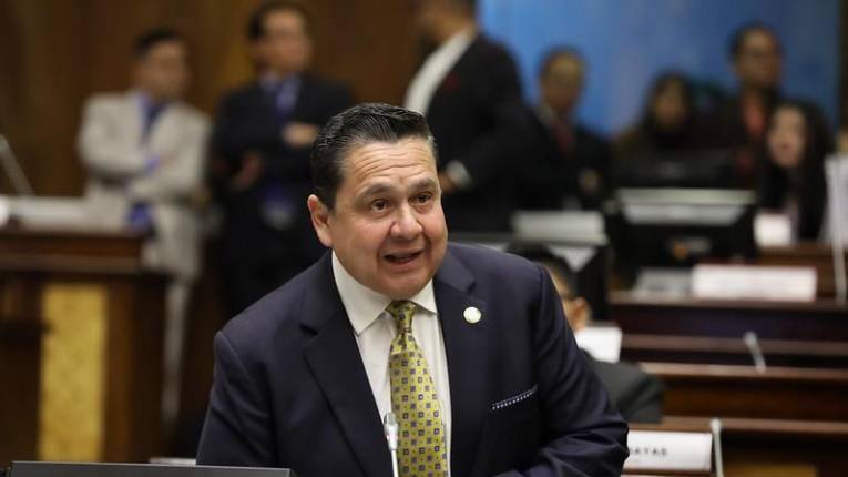 Pablo Muentes: Así escaló en el PSC hasta darse de lleno contra la Ley