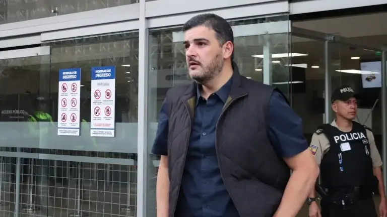 La audiencia de apelación a la prisión preventiva del alcalde de Guayaquil, Aquiles Alvarez, fue convocada para este jueves 5 de marzo a las 14:00.