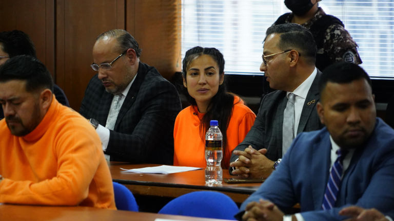 Intentaron asesinar a Mayra Salazar antes de su liberación, según el ministro del Interior