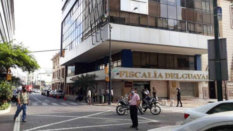 Según informes preliminares, Diana M. salió de la sede de la Fiscalía de Guayaquil, en un taxi alrededor de las 17:00.