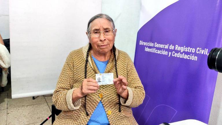 Registro Civil anuncia más turnos para cédula y pasaporte tras caída de la plataforma y quejas por falta de citas